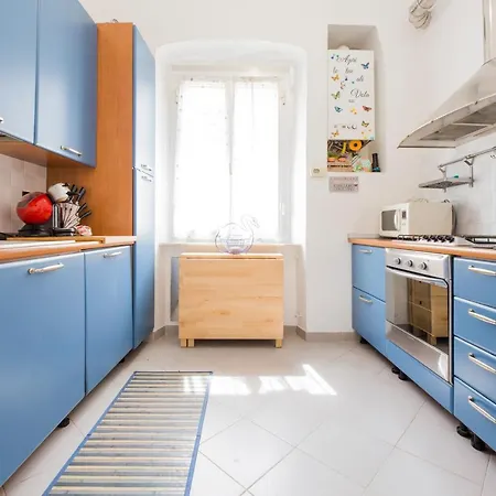 Bernardo House By Holiday 24 *